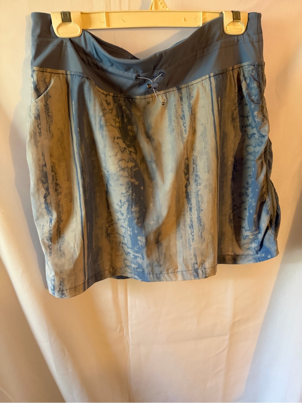 Travis Mathew Blue Tie-Dye Casual A-Line Skort